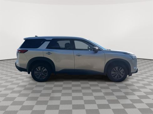 New 2025 Nissan Pathfinder S AWD/4WD image 4