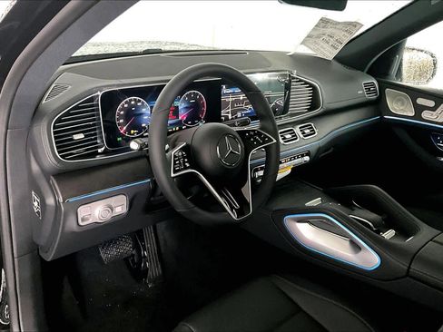 New 2026 Mercedes-Benz GLS 450 4MATIC image 10