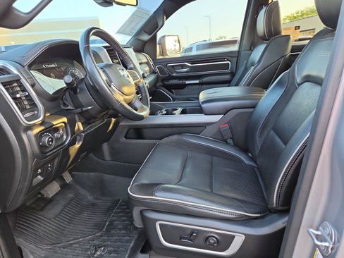Used 2020 RAM 1500 Laramie AWD/4WD image 19