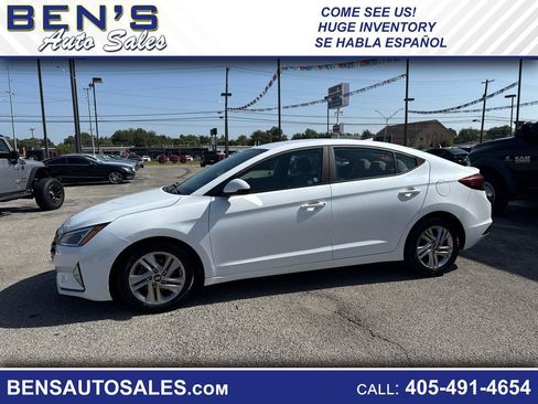 Used 2019 Hyundai Elantra SEL FWD image 1