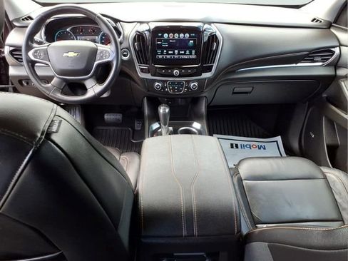 Used 2018 Chevrolet Traverse LT AWD/4WD image 12