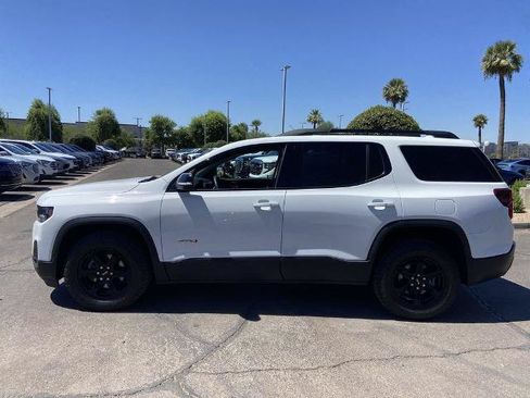 Used 2023 GMC Acadia AT4 w/ Technology Package AWD/4WD image 4