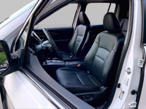 Used 2023 Honda Ridgeline RTL image 9