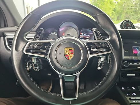 Used 2015 Porsche Macan S AWD/4WD image 18