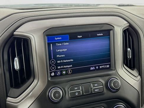 Used 2020 Chevrolet Silverado 1500 LT image 32