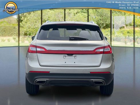 Used 2017 Lincoln MKX Reserve FWD image 25