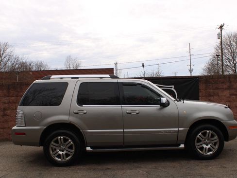 Used 2008 Mercury Mountaineer Premier image 5