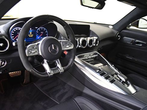 Used 2020 Mercedes-Benz AMG GT C image 9