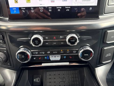 Used 2025 Ford F150 Lariat w/ Equipment Group 502A High AWD/4WD image 10