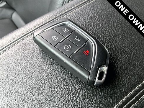 Certified 2024 Cadillac XT4 Premium Luxury image 10