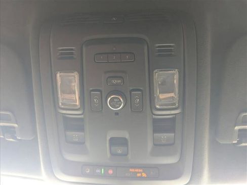 Used 2023 Cadillac Escalade V w/ LPO, ONYX Package AWD/4WD image 11