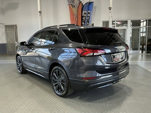 Used 2022 Chevrolet Equinox RS w/ RS Leather Package image 43