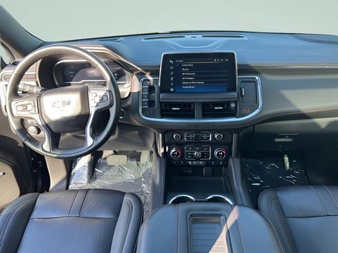 Certified 2024 Chevrolet Suburban RST w/ Luxury Package AWD/4WD image 7