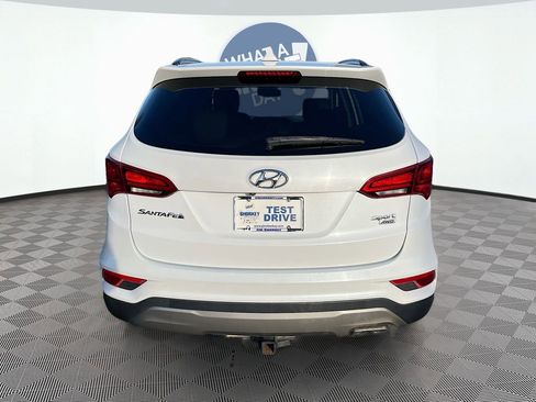 Used 2017 Hyundai Santa Fe Sport image 6