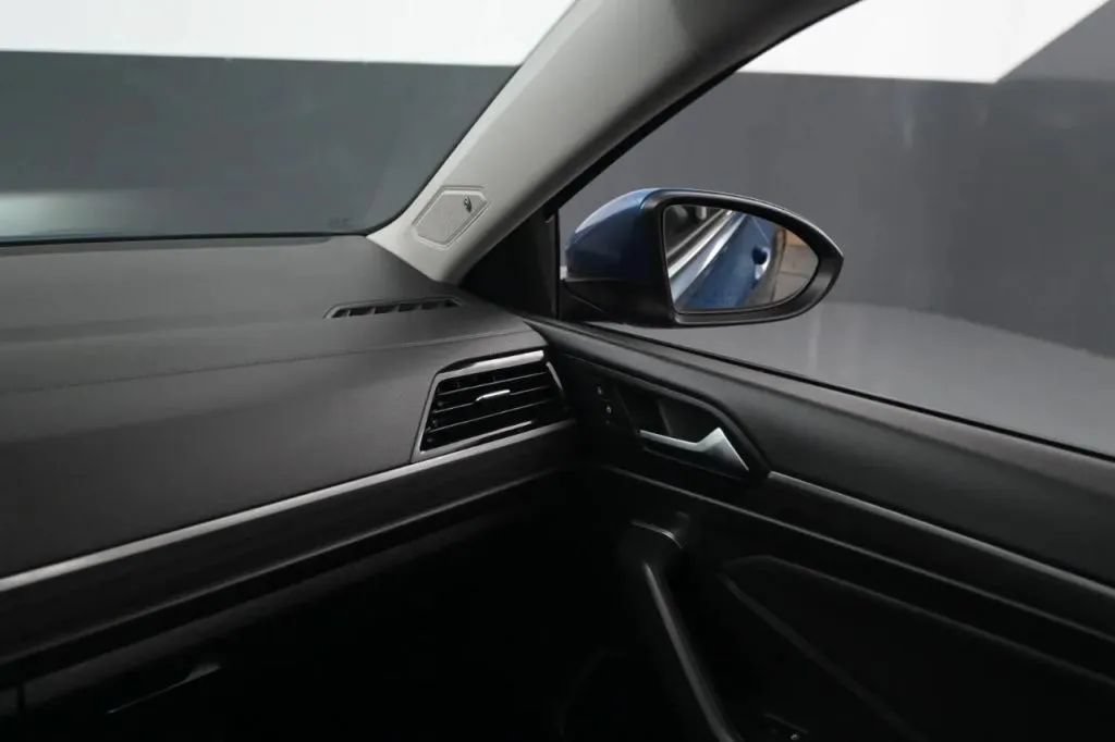 Used 2019 Volkswagen Jetta SEL FWD image 29