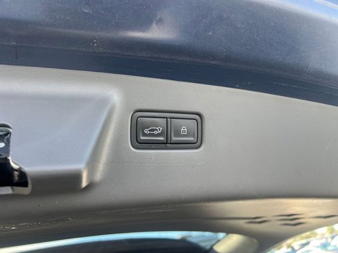 Used 2025 Hyundai Santa Fe SEL image 23