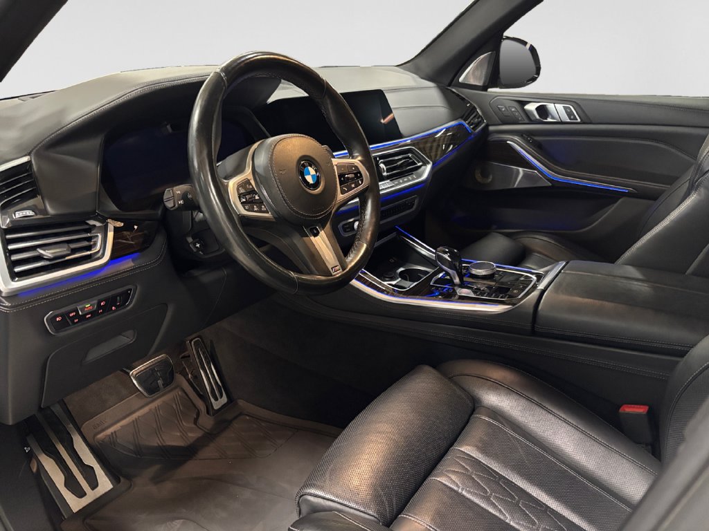 Used 2020 BMW X5 M50i w/ Executive Package AWD/4WD image 30