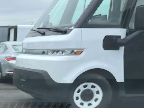 Used 2023 Nissan Sentra SV image 10