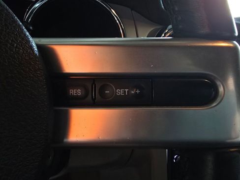 Used 2009 Ford Mustang V6 image 30