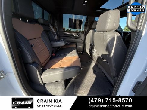 Used 2024 Chevrolet Silverado 3500 High Country w/ Technology Package image 31