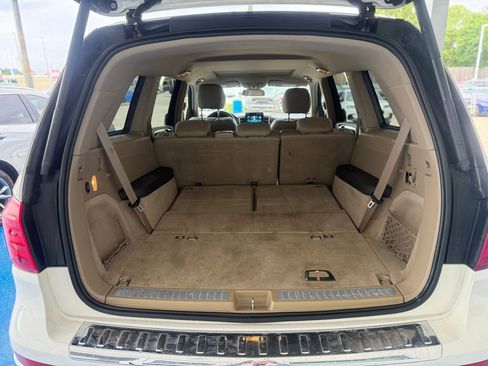 Used 2014 Mercedes-Benz GL 450 4MATIC image 13