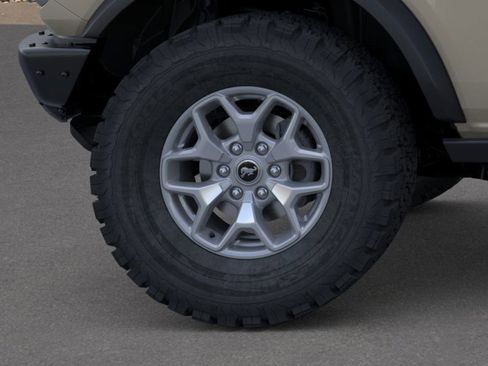 New 2025 Ford Bronco Badlands image 22