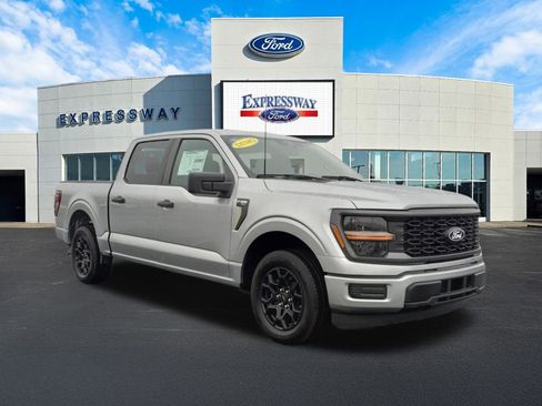 Used 2025 Ford F150 STX image 4