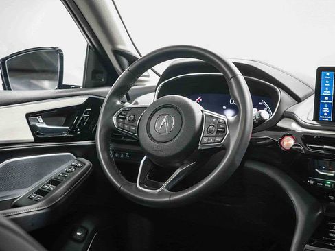 Used 2025 Acura MDX SH-AWD w/ Technology Package image 17