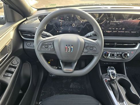 New 2026 Buick Envista Preferred FWD image 26