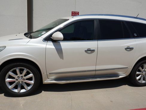 Used 2015 Buick Enclave Premium w/ Experience Buick Package FWD image 4