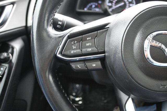 Used 2017 MAZDA MAZDA3 Touring w/ Popular Equipment Package FWD image 19