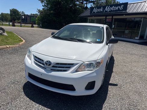 Used 2013 Toyota Corolla LE FWD image 21