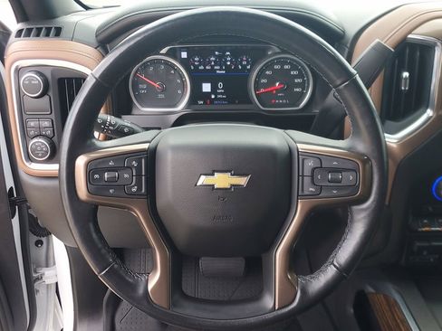 Used 2020 Chevrolet Silverado 1500 High Country w/ Technology Package image 20