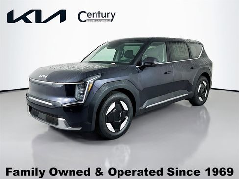 New 2026 Kia EV9 Light RWD image 1