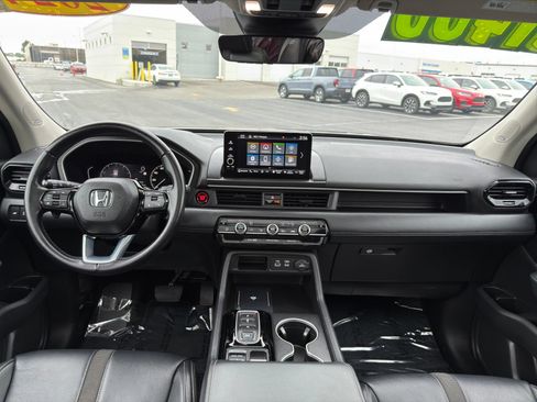 Used 2024 Honda Pilot Touring image 30