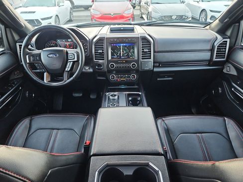 Used 2021 Ford Expedition Max Limited image 31