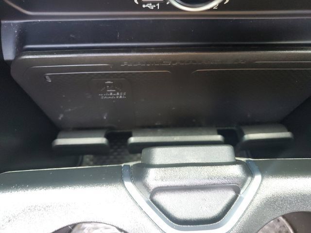 Used 2025 RAM 1500 Big Horn AWD/4WD image 33