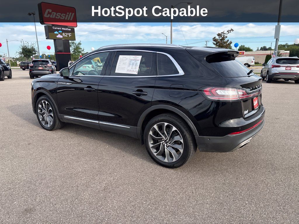Used 2022 Lincoln Nautilus Reserve w/ Equipment Group 201A AWD/4WD image 3