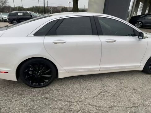 Used 2020 Lincoln MKZ Reserve w/ Monochromatic Package image 12