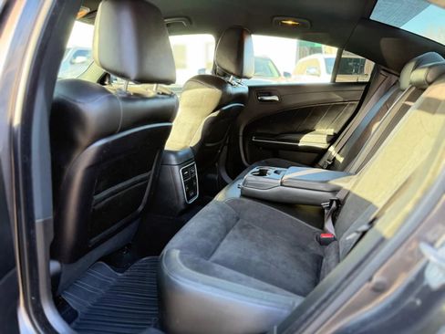 Used 2021 Dodge Charger Scat Pack w/ Plus Group RWD image 12