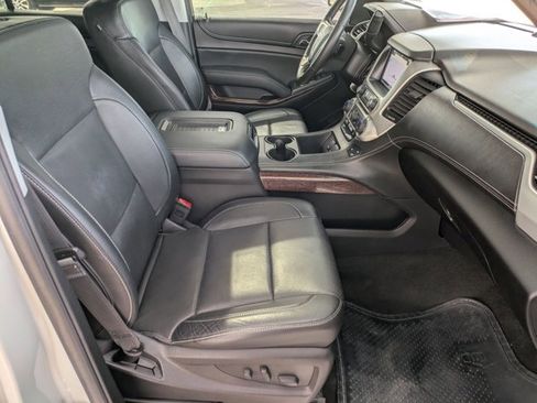 Used 2016 GMC Yukon XL SLT w/ Open Road Package image 25