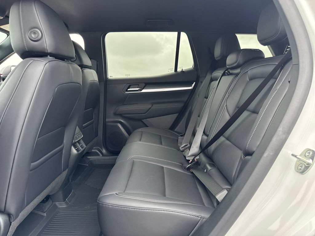 New 2027 GMC Terrain Elevation w/ Elevation Premium Package FWD image 13