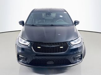 Used 2022 Chrysler Pacifica Touring-L w/ S Appearance Package video 2