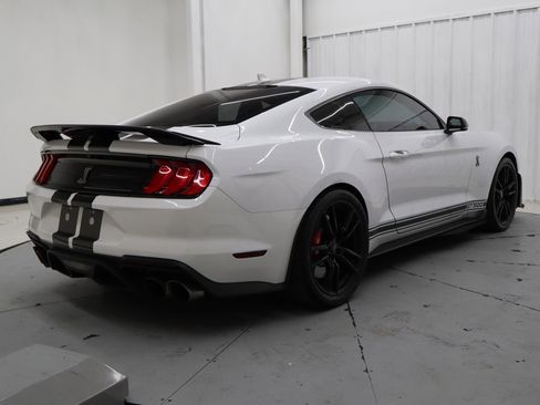 Used 2021 Ford Mustang Shelby GT500 w/ Technology Package image 4