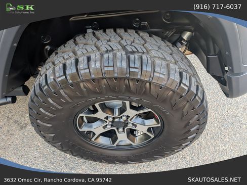Used 2018 Jeep Wrangler Unlimited Rubicon AWD/4WD image 14