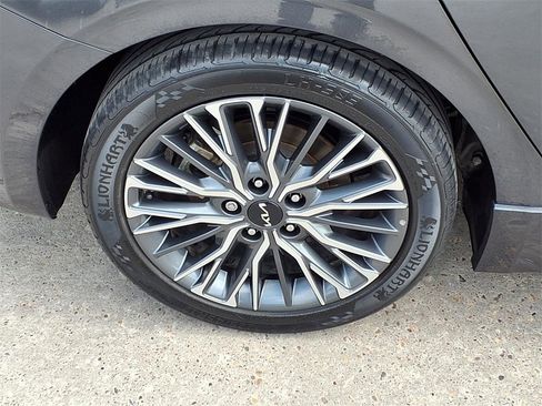 Certified 2023 Kia Forte GT-Line w/ GT-Line Premium Package image 9