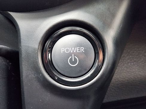 Used 2025 Toyota Sienna XLE Woodland Edition image 24