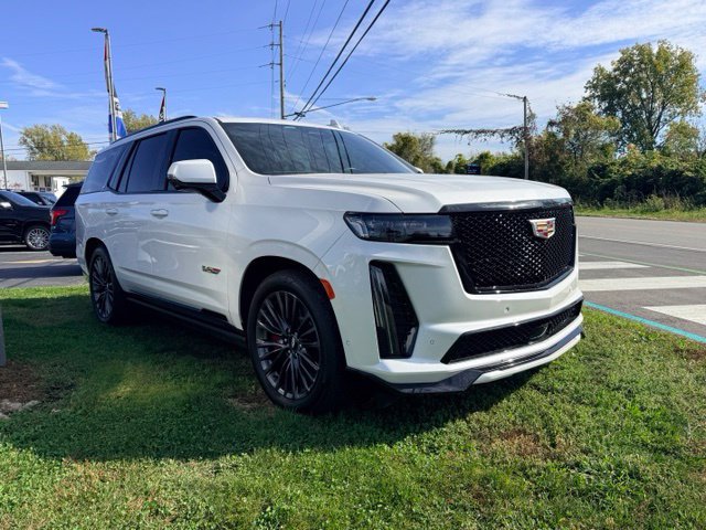 Used 2023 Cadillac Escalade V AWD/4WD image 8