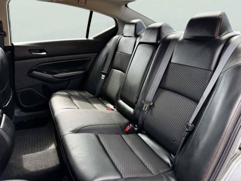 Used 2023 Nissan Altima 2.5 SR FWD image 34