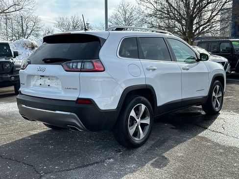 Used 2021 Jeep Cherokee Limited image 2